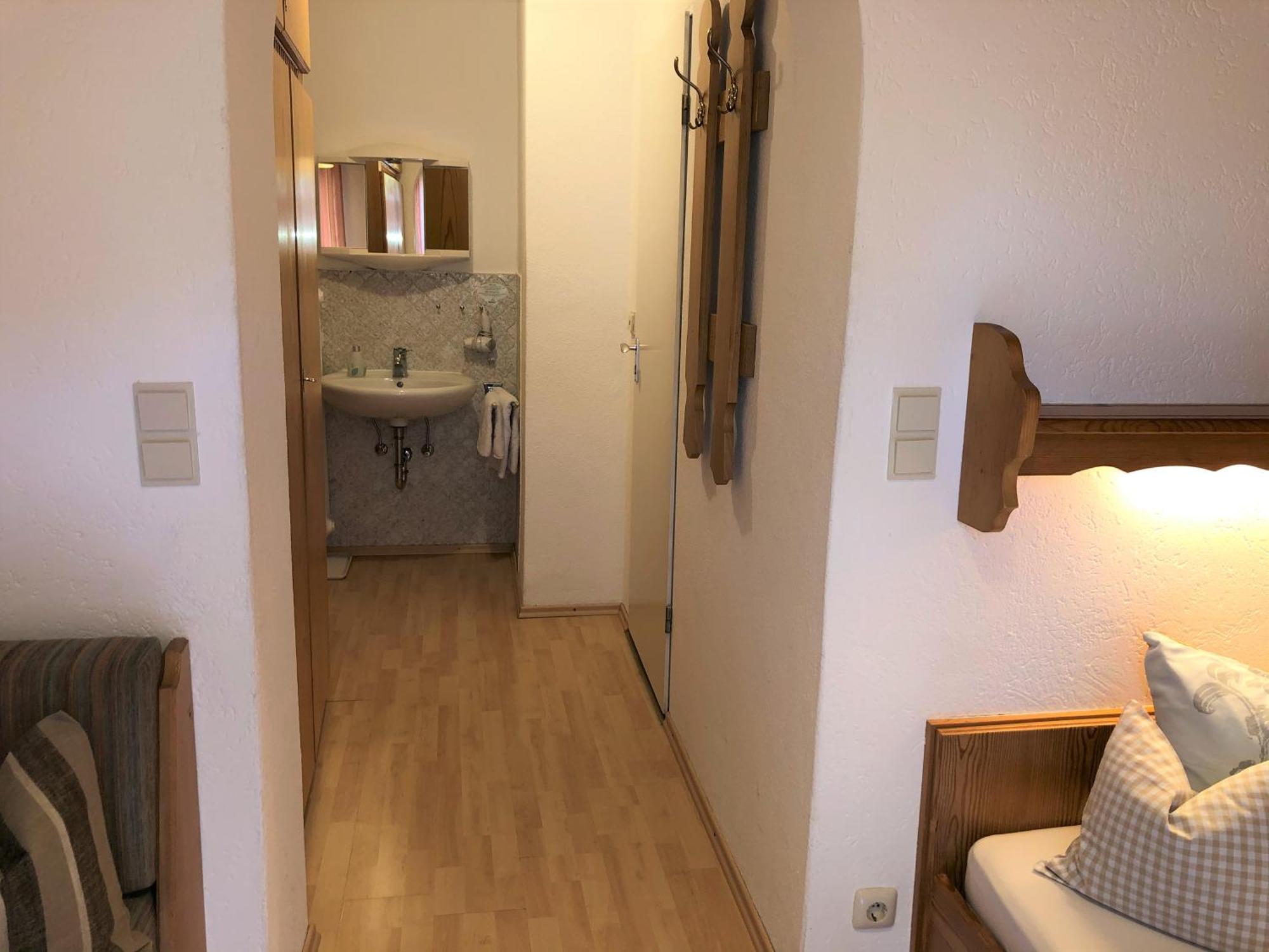 Hotel Gaestehaus Am Kurparkweg Reit im Winkl Pokój zdjęcie